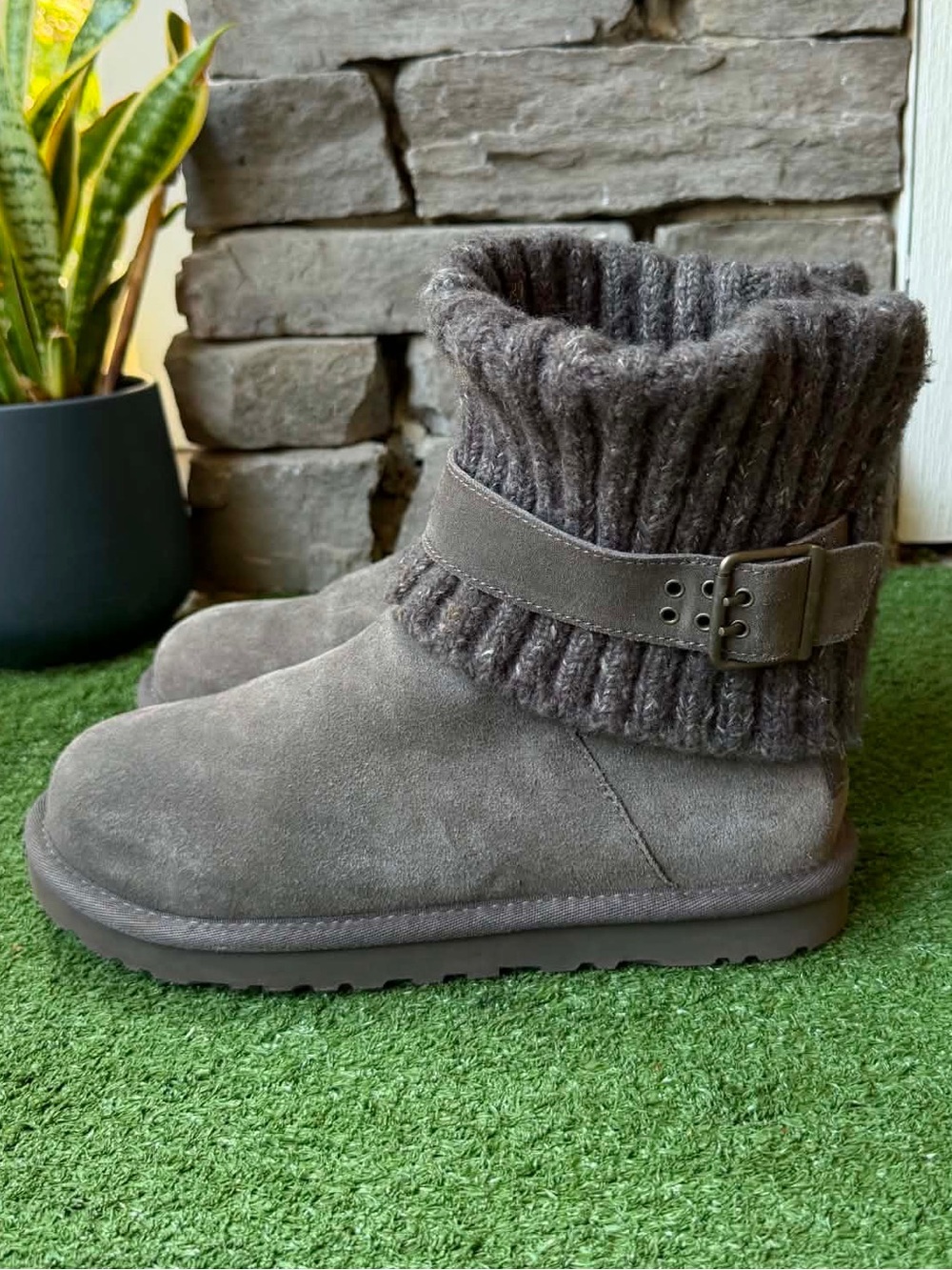 UGG Cambridge Ribbed Knit Cuff Womens Winter Boots